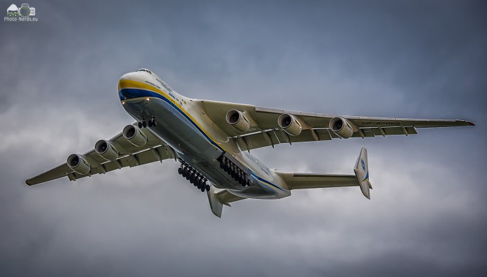 Antonow An-225